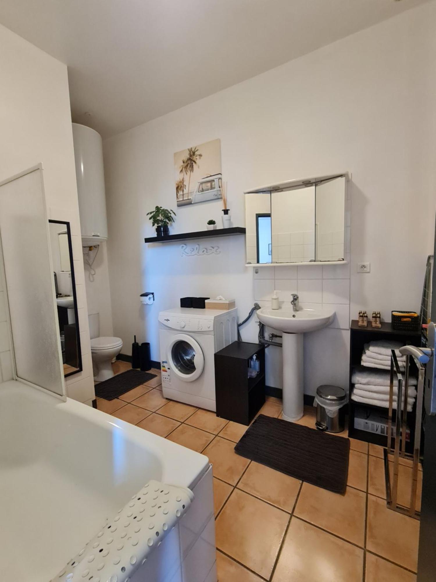 Le Prieure - Studios Jusqu'A 4 Personnes Villeneuve-lès-Béziers Exteriör bild